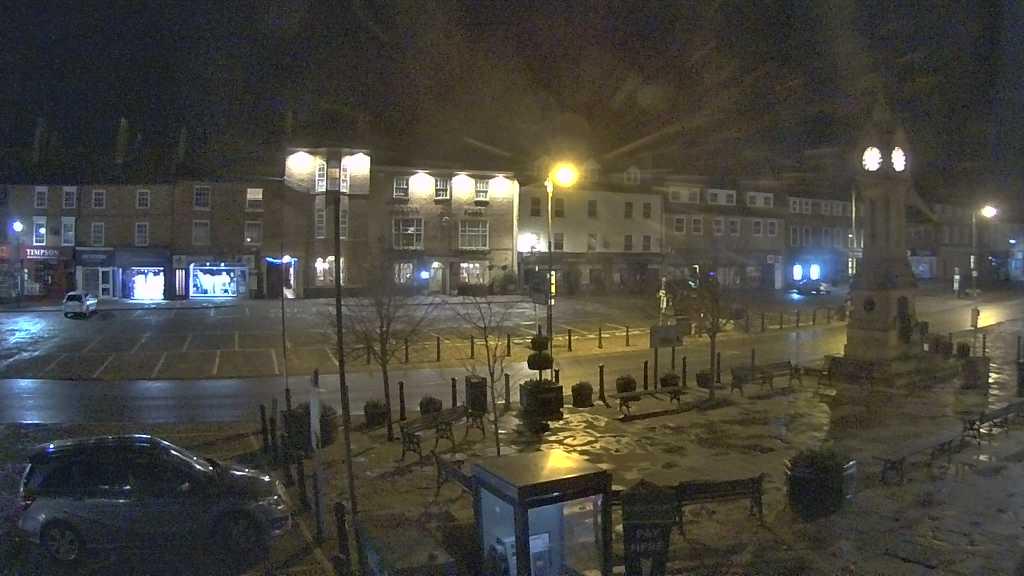 Thirsk webcam overlooking the Market Place